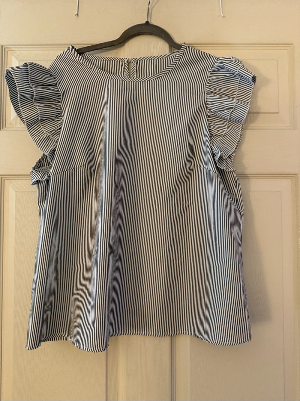 SHEIN Curve Black White Seersucker Ruffle Sleeve Top 1XL